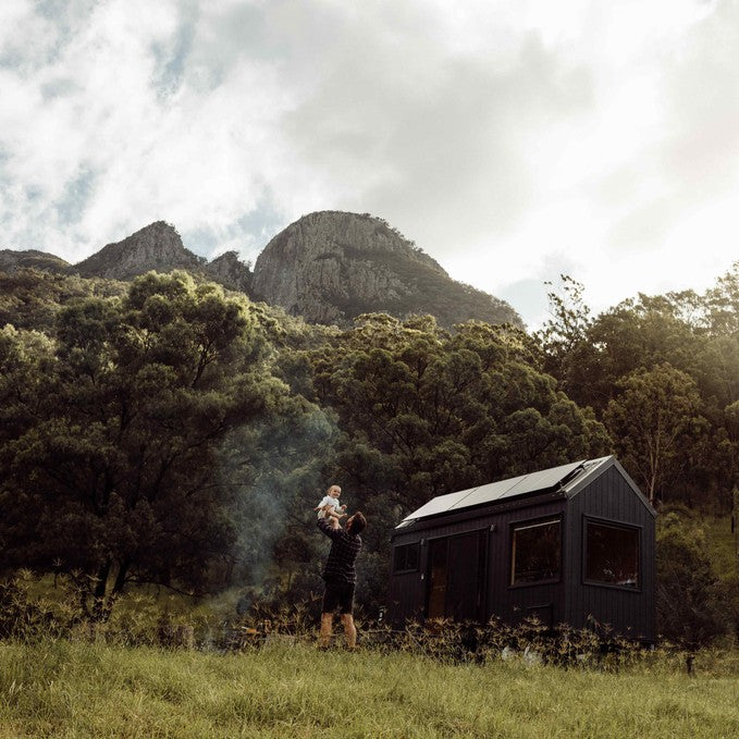 Unyoked 'Selina' - 1 Night Weekdays